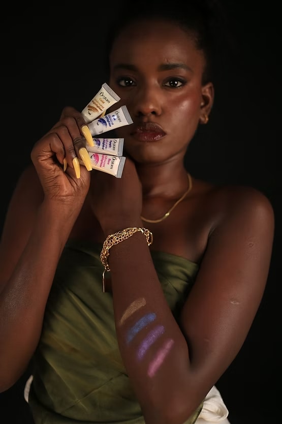 Orglam  Blue iridescent highlighter 14ml